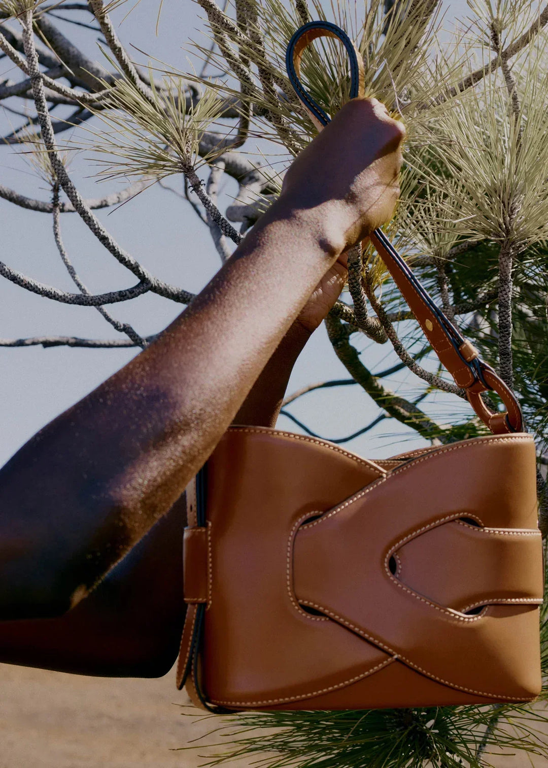 Avellie Polène Nodde Seau | Genuine Leather &amp; Unique Elegance