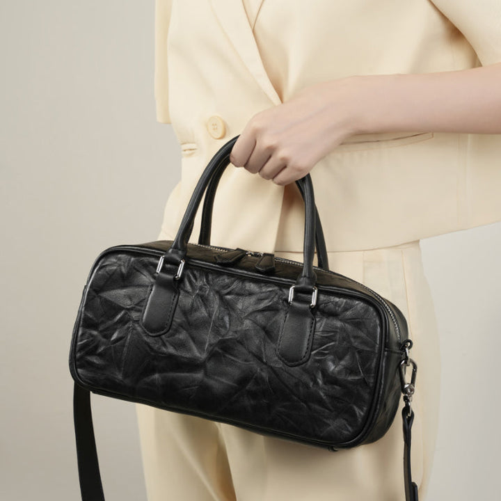 Avellie Redefine Texture Lux Bag | Elegant and functional details