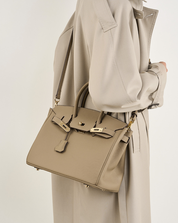 Avellie AURA Premium leather bag | Modern and elegant design