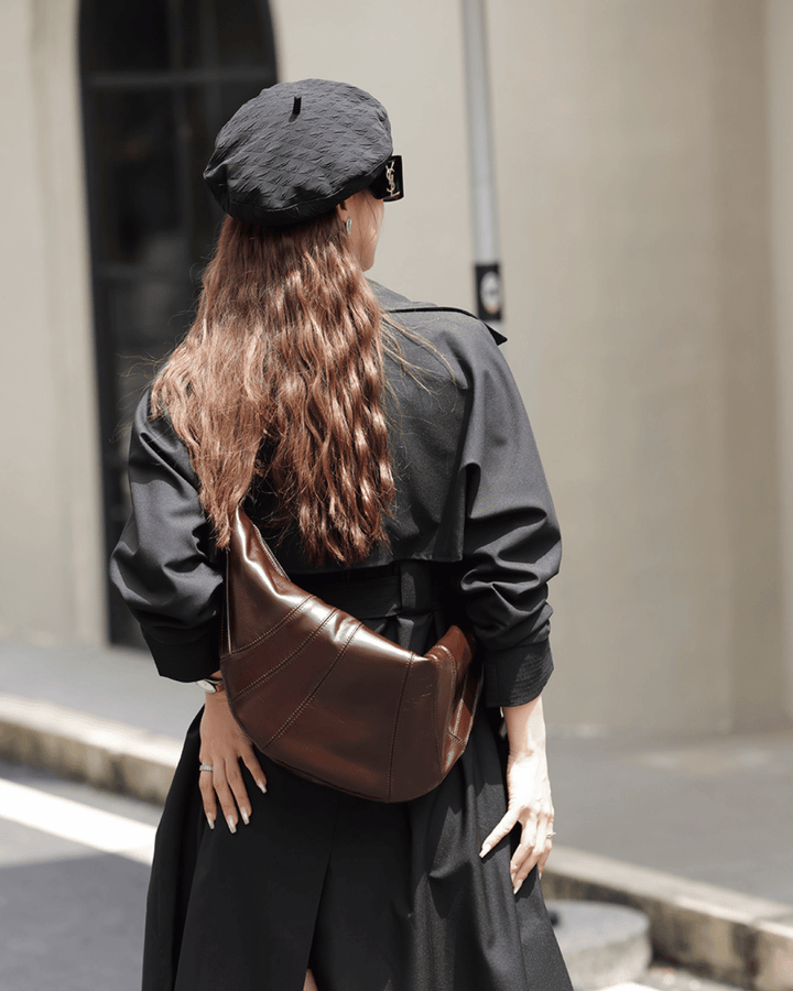 Avellie Banana Curve Lux Leather bag | For everyday use and elegance