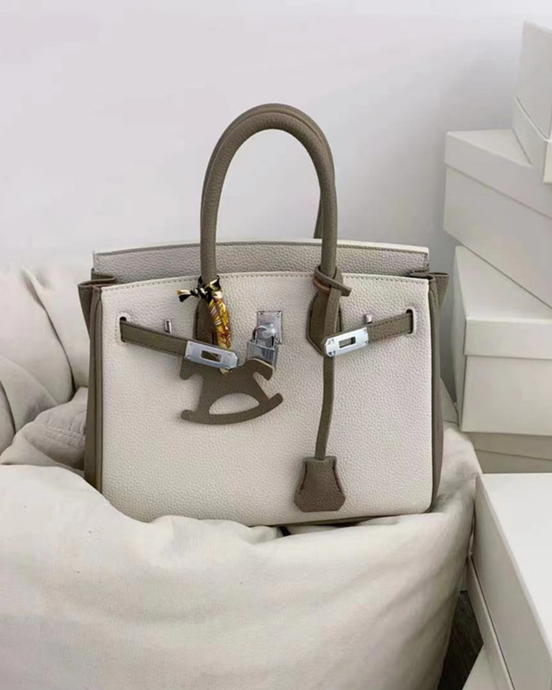 Avellie Aura Double leather bag | Modern and elegant design