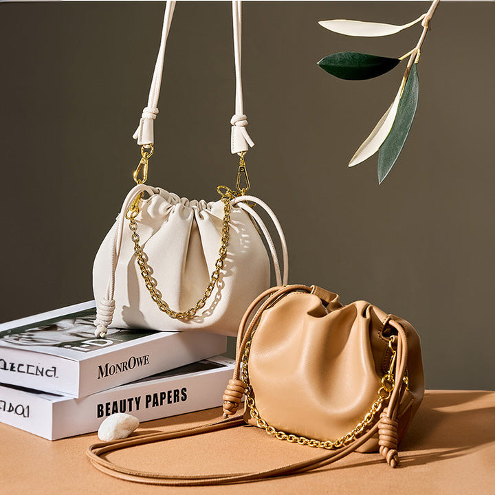 Avellie Soft leather bag with pleats | Refined elegance with golden chain details