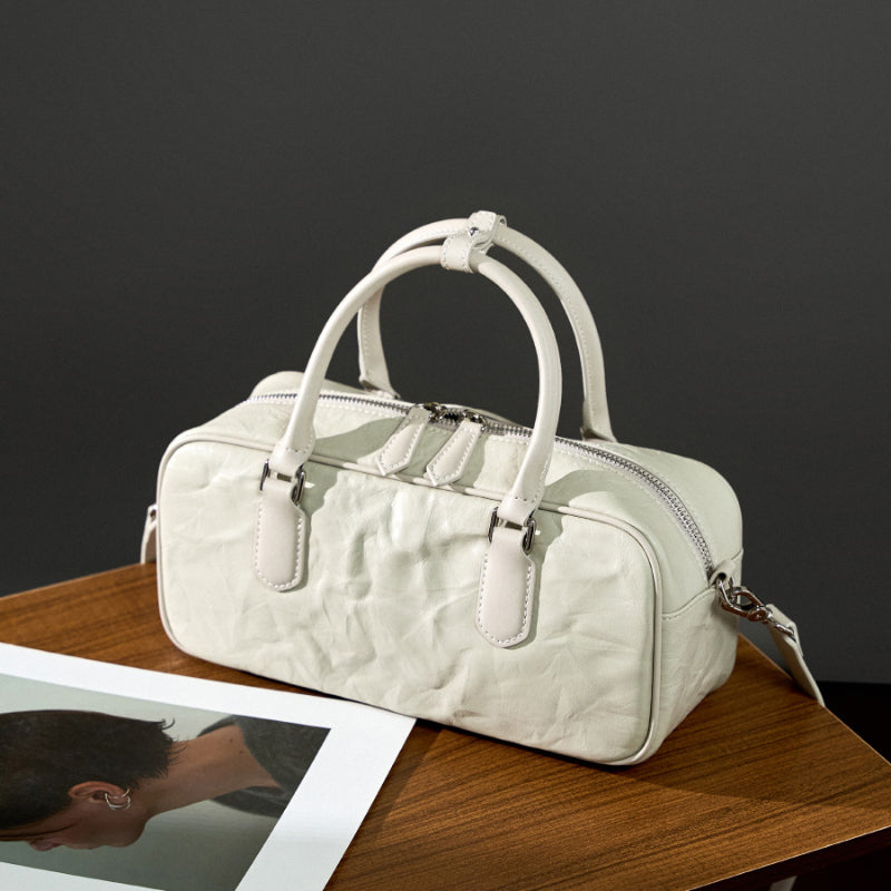 Avellie Redefine Texture Lux Bag | Elegant and functional details