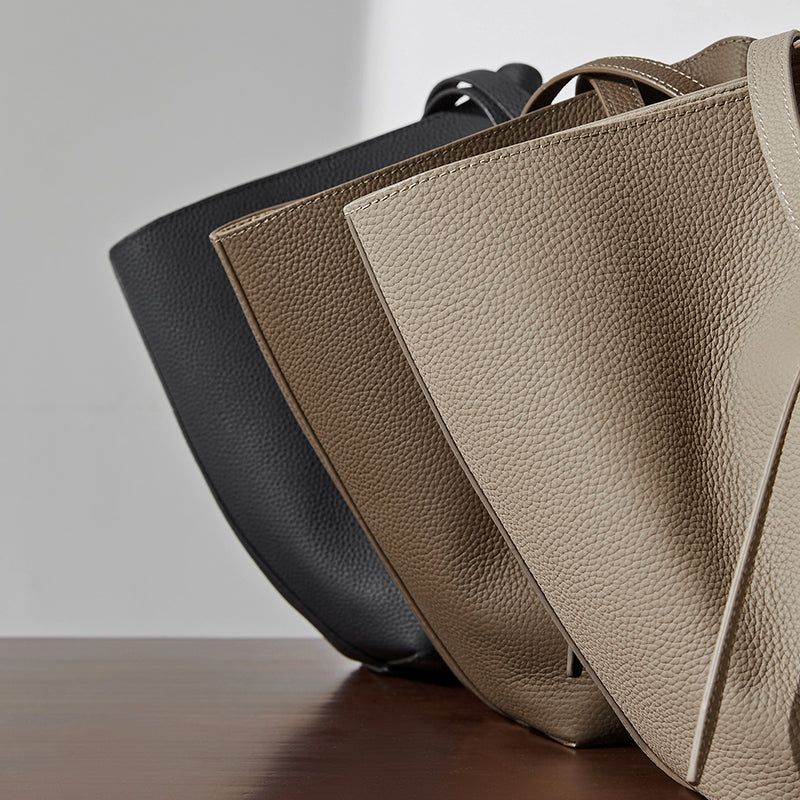Avellie Glamour Jour Tote | Spacious design, everyday luxury elegance