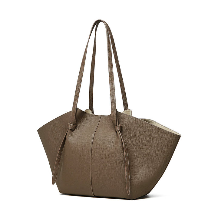 Avellie Glamour Jour Tote | Spacious design, everyday luxury elegance