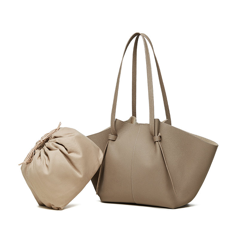 Avellie Glamour Jour Tote | Spacious design, everyday luxury elegance