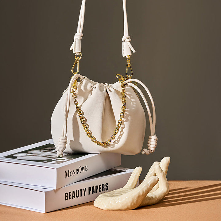 Avellie Soft leather bag with pleats | Refined elegance with golden chain details