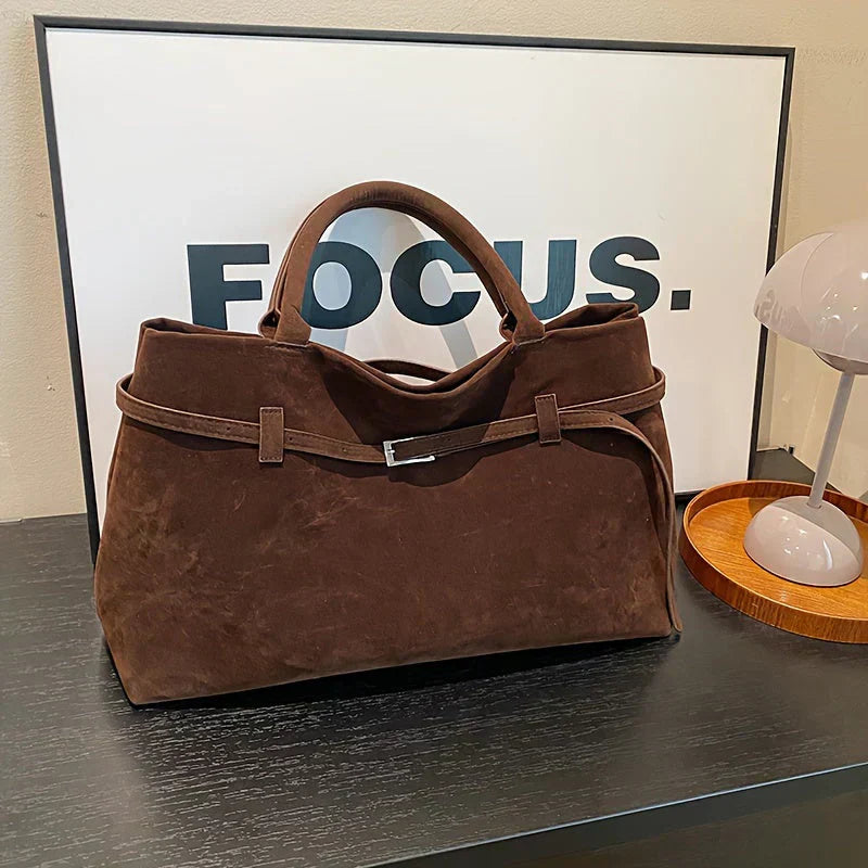 Avellie Elegant bag with vintage suede belt