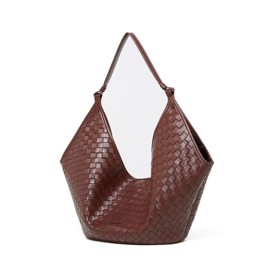 Avellie Braide Élégante Hobo Bag | Spacious and elegant design