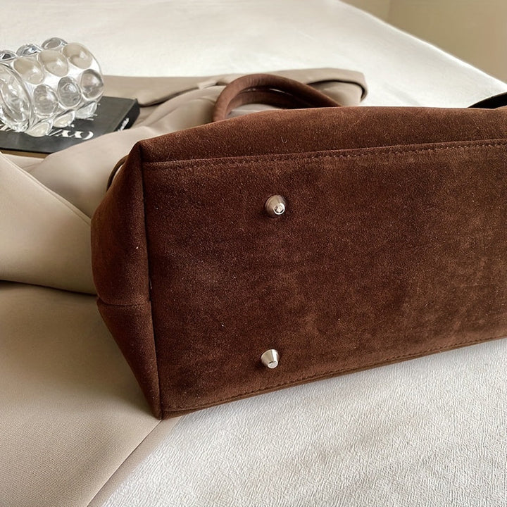 Avellie Elegant bag with vintage suede belt