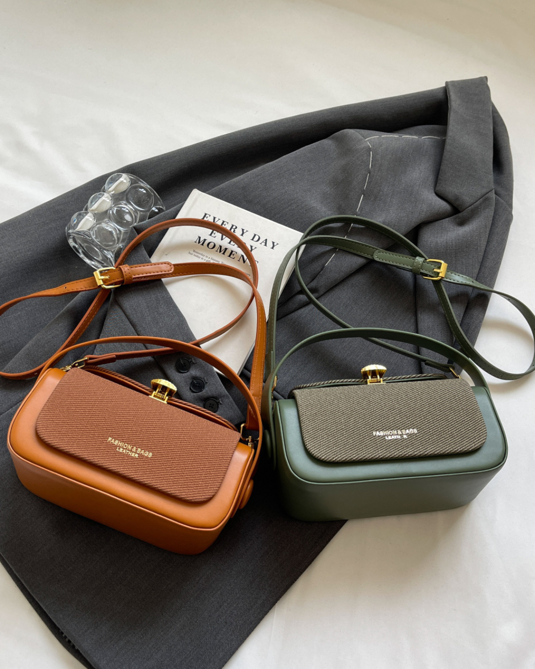 Avellie Retro II shoulder bag with coloured fabric flap | Elegant and functional design