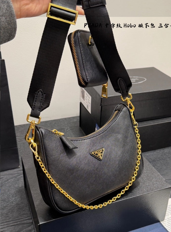 Avellie Prada Re-Edition 2005 Saffiano Leather Bag.