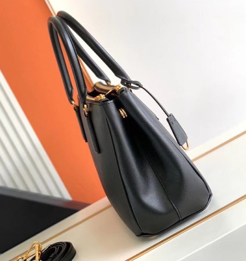Avellie Prada Galleria Medium Saffiano Leather Bag - Elegant and Modern Design