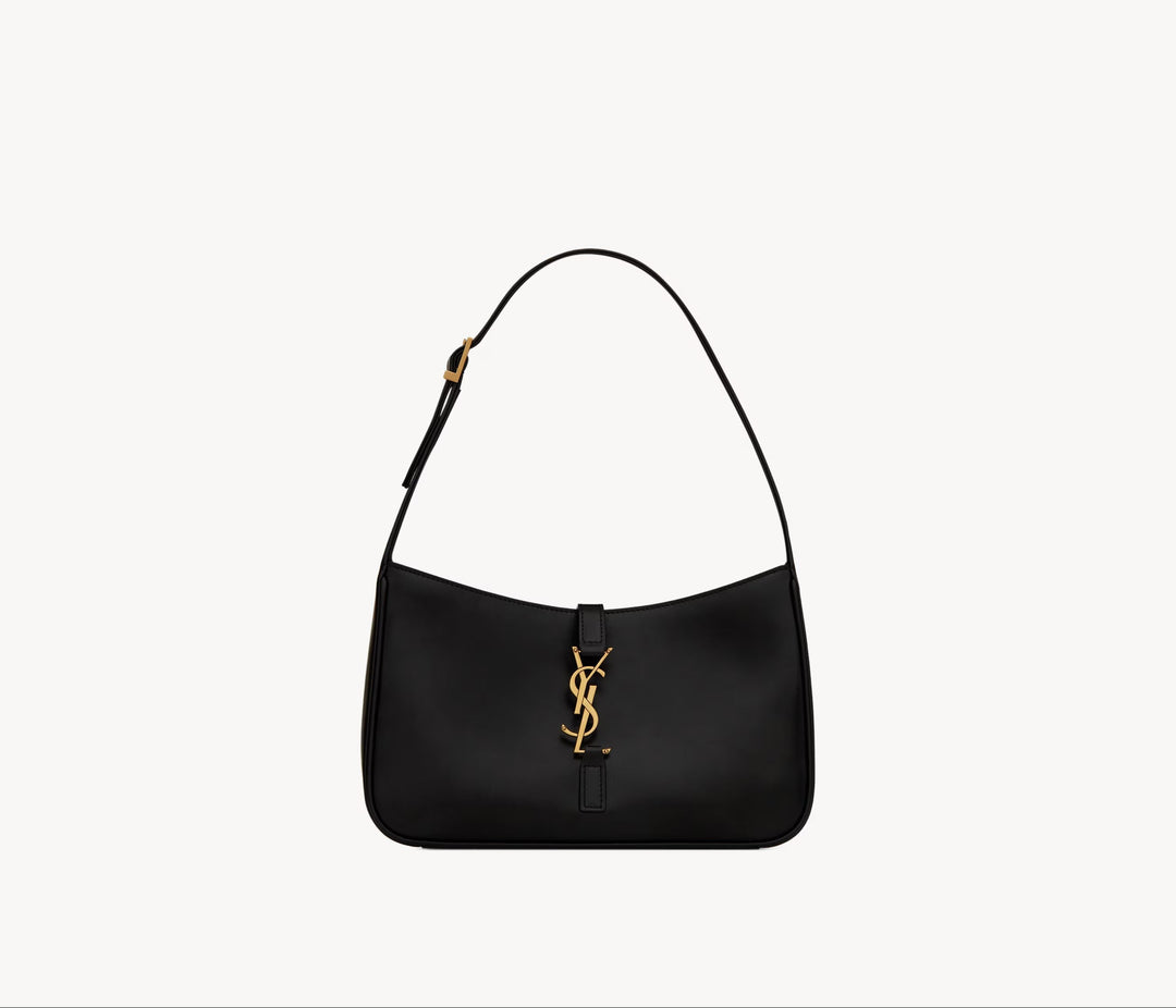 Avellie YSL Le 5 À 7 Supple Small Shoulder Bag