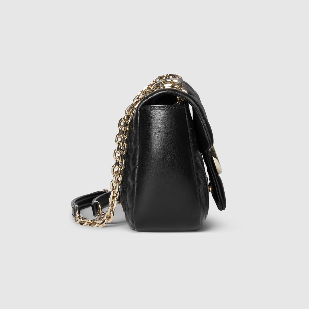 Avellie Gucci GG Marmont Medium Matelassé Shoulder Bag - Timeless İcon