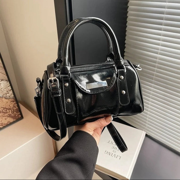Avellie Modern luxury leather bag | Elegant and modern design