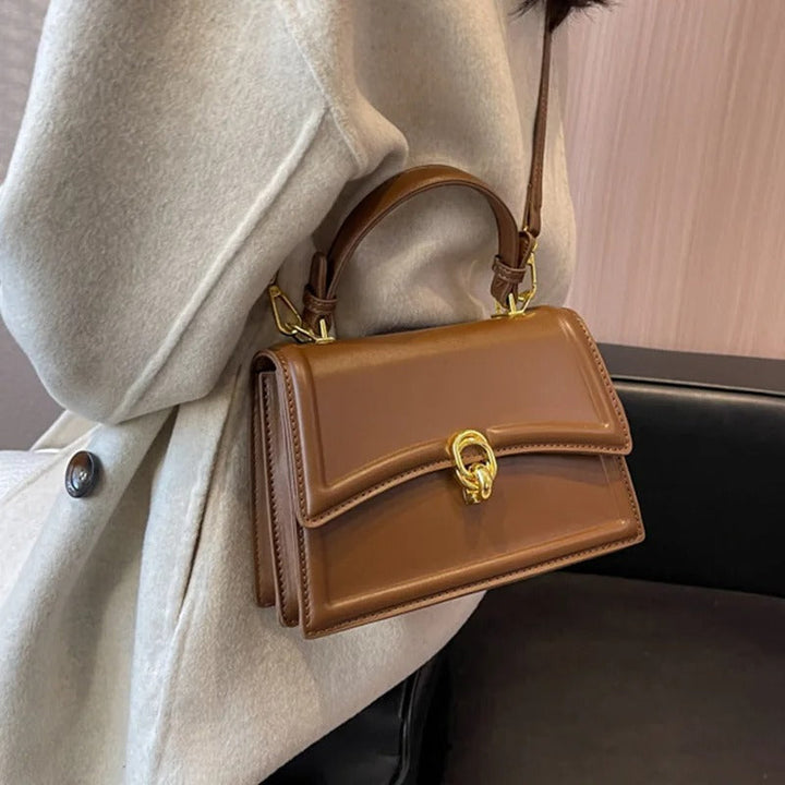 Avellie Elegant leather bag | Modern and refined design