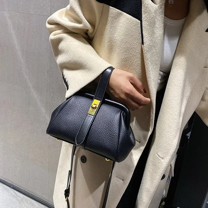 Avellie Modern luxury leather bag | Elegant and modern design