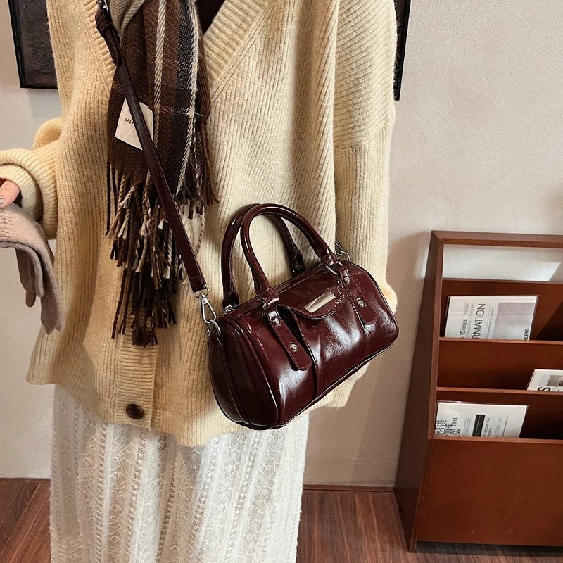 Avellie Modern luxury leather bag | Elegant and modern design