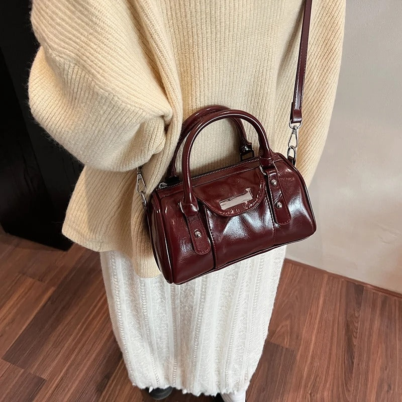 Avellie Modern luxury leather bag | Elegant and modern design