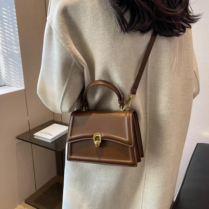 Avellie Elegant leather bag | Modern and refined design